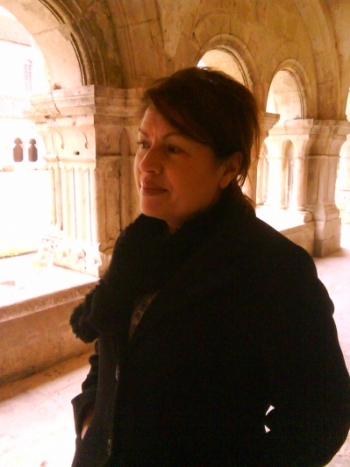 Athina en retraite spirituelle à l'abbaye de Fontenay